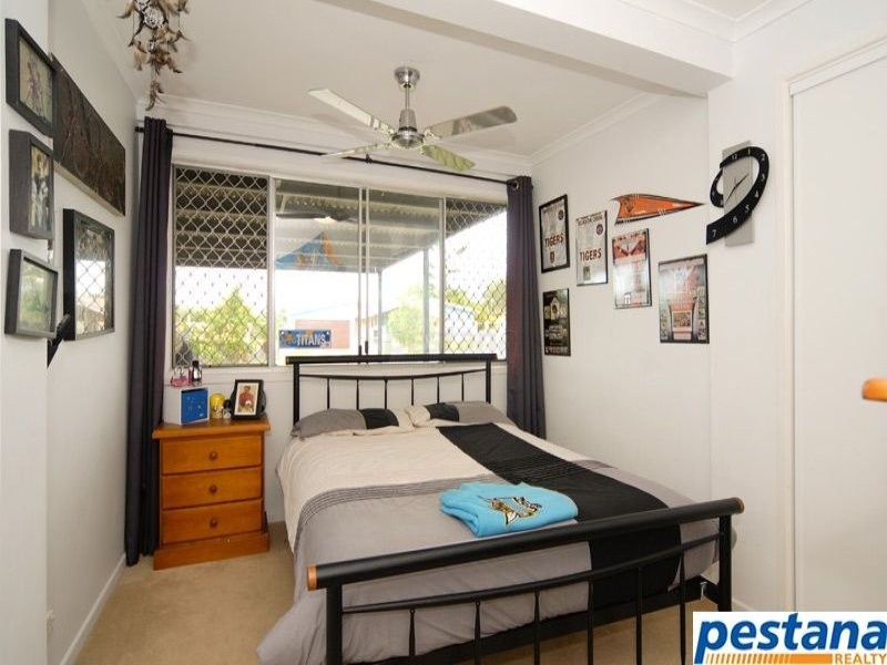 10 Burgallby Road, Springwood QLD 4127