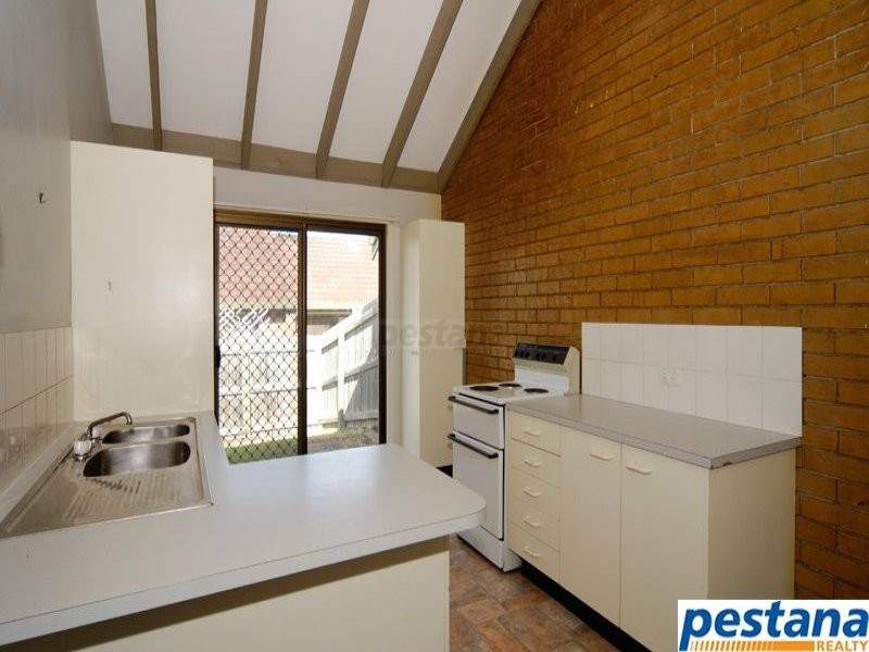37/129 North Road, Woodridge QLD 4114