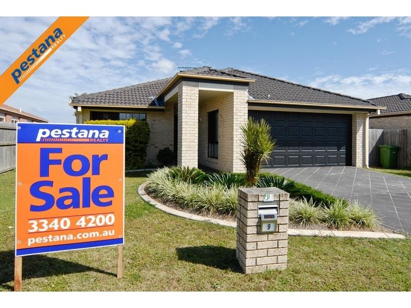 9 Starshine Street, Meadowbrook QLD 4131