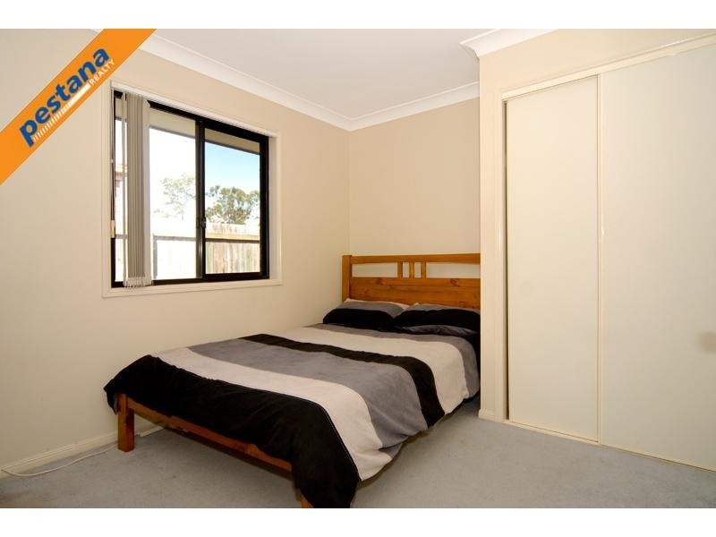 9 Starshine Street, Meadowbrook QLD 4131
