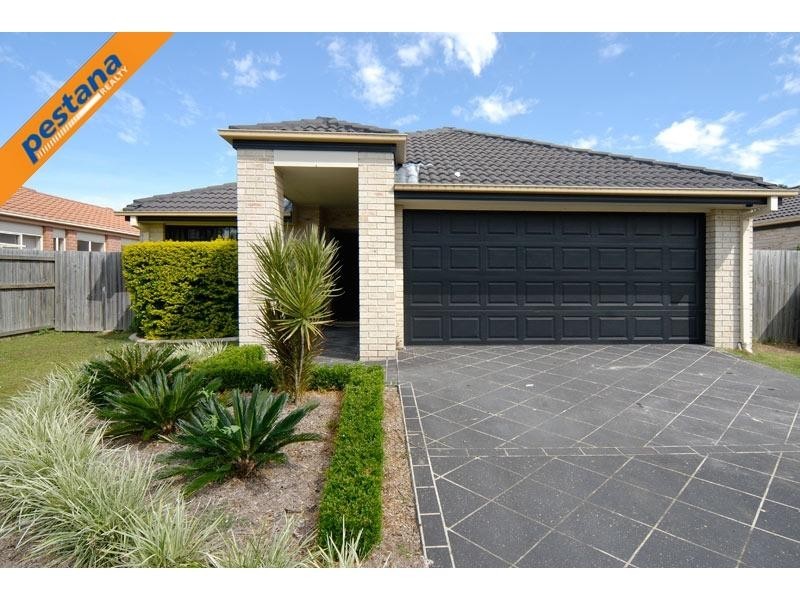 9 Starshine Street, Meadowbrook QLD 4131
