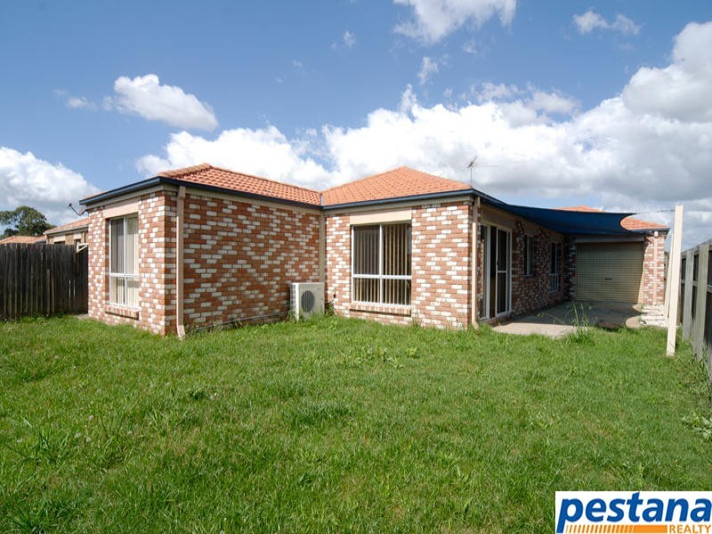 4 Starshine Street, Meadowbrook QLD 4131