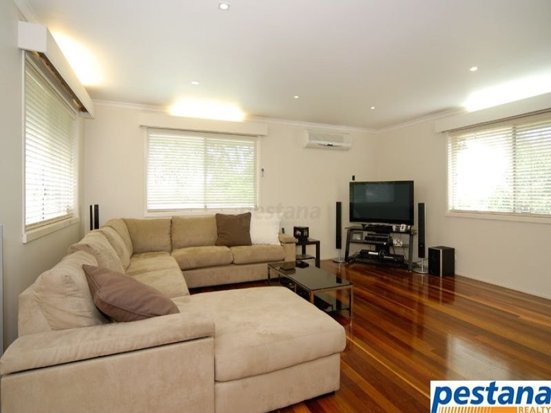 12 Rose Street, Daisy Hill QLD 4127
