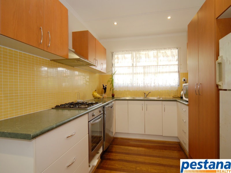 12 Frederick Street, Woodridge QLD 4114