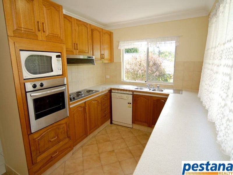 28 Azalea Avenue, Daisy Hill QLD 4127