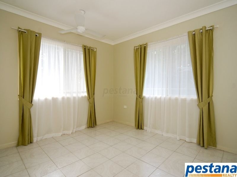 28 Azalea Avenue, Daisy Hill QLD 4127