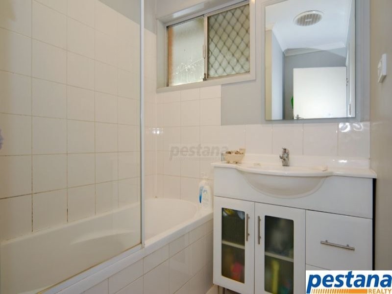 3 Kumbari Street, Rochedale South QLD 4123