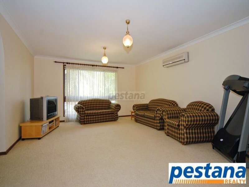 215 Upper Lyndale Street, Shailer Park QLD 4128