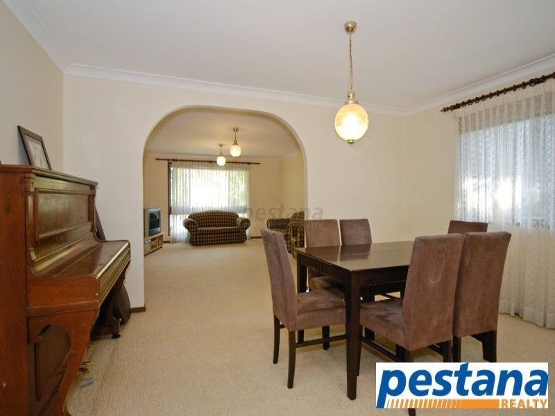 215 Upper Lyndale Street, Shailer Park QLD 4128