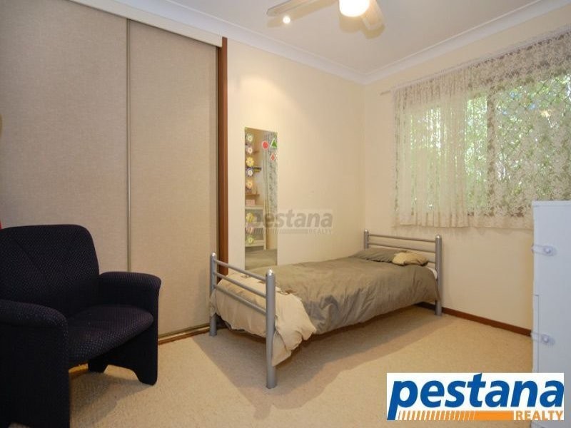 215 Upper Lyndale Street, Shailer Park QLD 4128