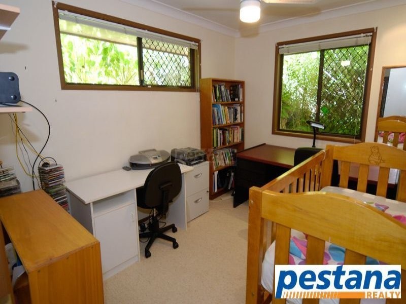 215 Upper Lyndale Street, Shailer Park QLD 4128