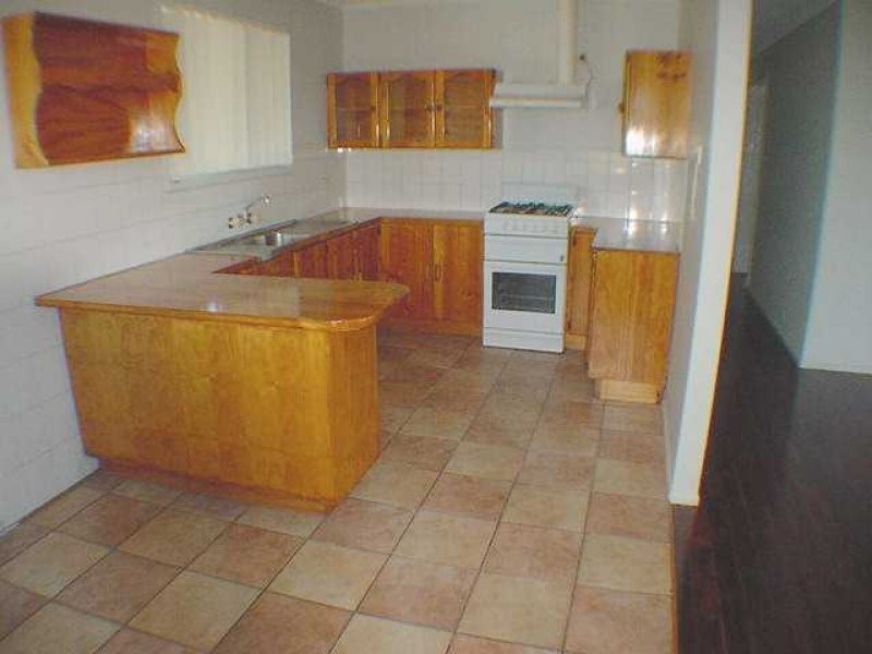 30 Kelvin Street, Woodridge QLD 4114