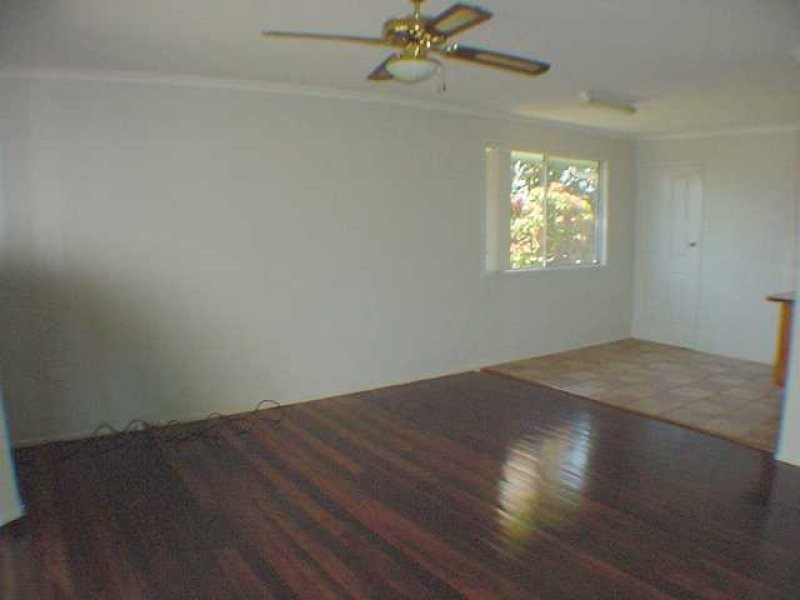 30 Kelvin Street, Woodridge QLD 4114