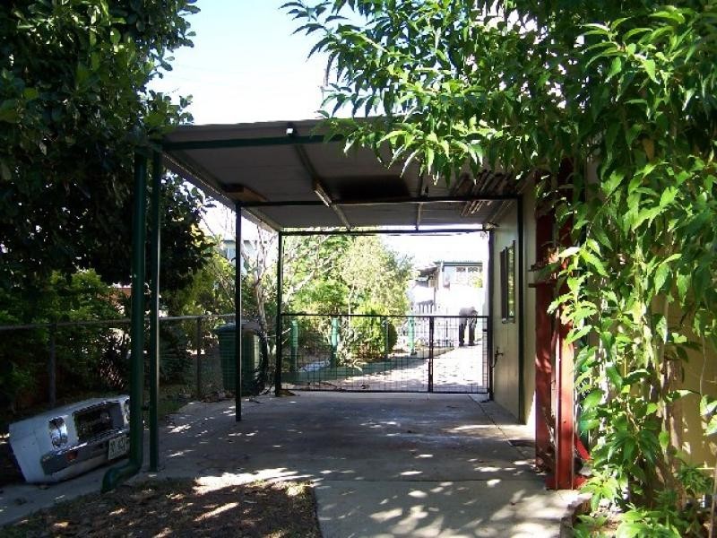 3 Woodrose Street, Kingston QLD 4114