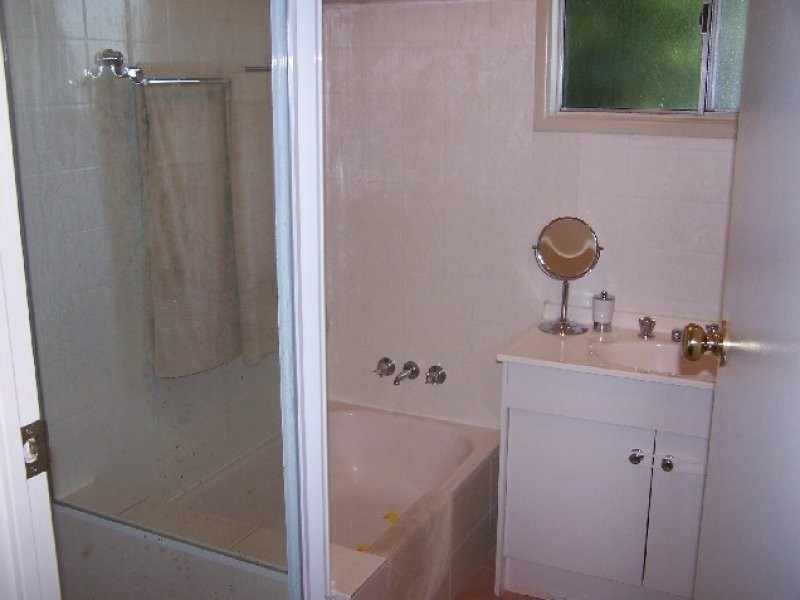 3 Balmoral Street, Slacks Creek QLD 4127