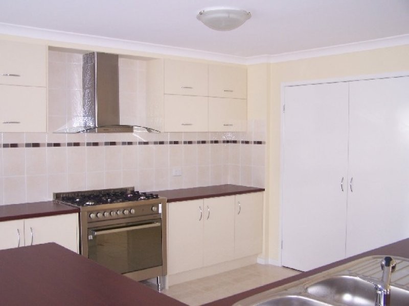 4 Eungella Terrace, Forest Lake QLD 4078