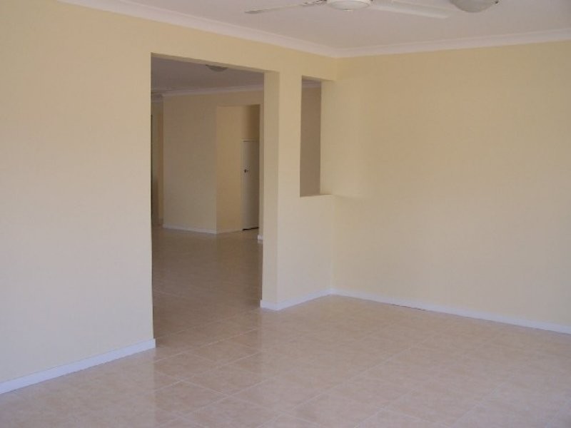 4 Eungella Terrace, Forest Lake QLD 4078