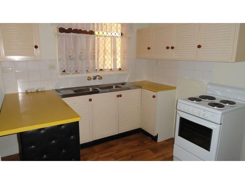 21 Raquel Avenue, Springwood QLD 4127