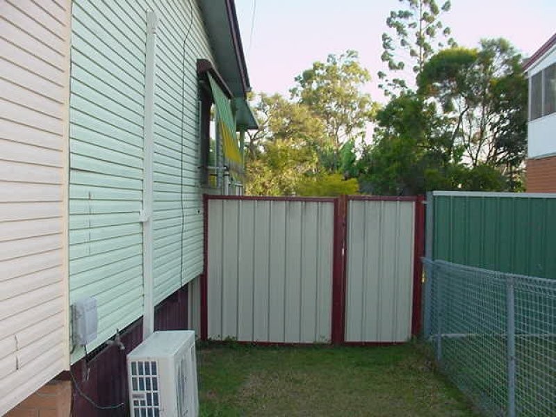 33 Finlay Street, Slacks Creek QLD 4127