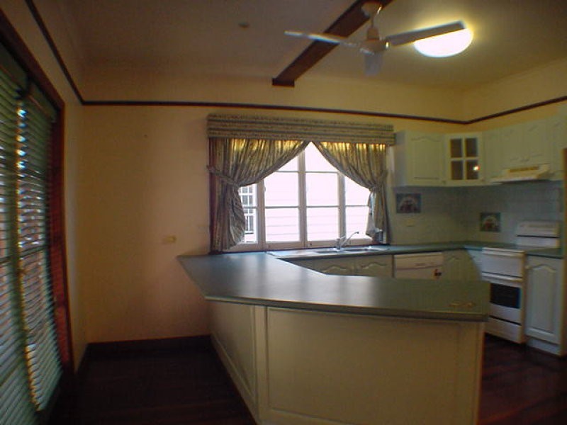 48 Park Terrace, Sherwood QLD 4075