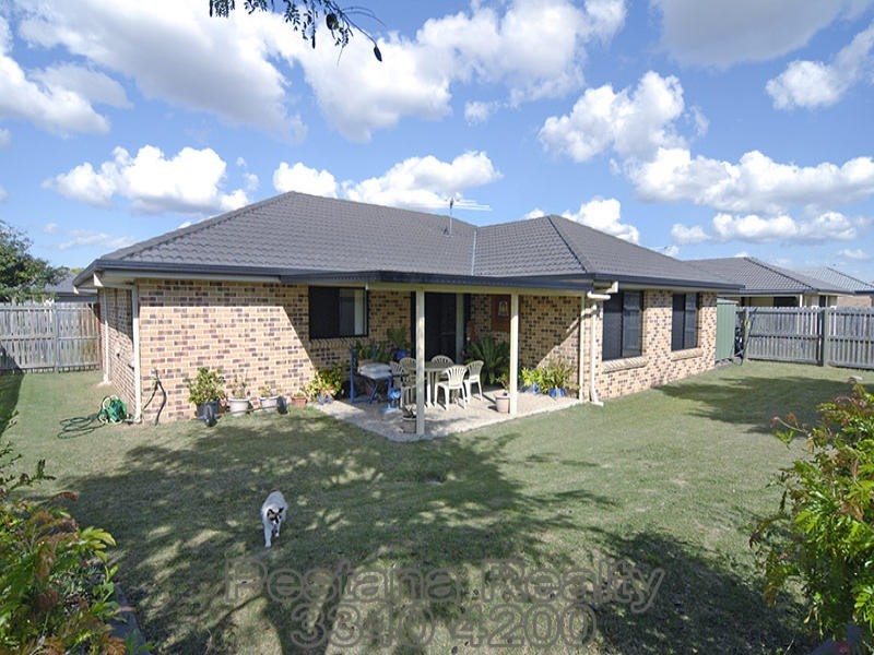 24 Meadowbrook Drive, Meadowbrook QLD 4131