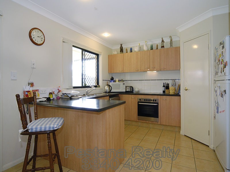24 Meadowbrook Drive, Meadowbrook QLD 4131