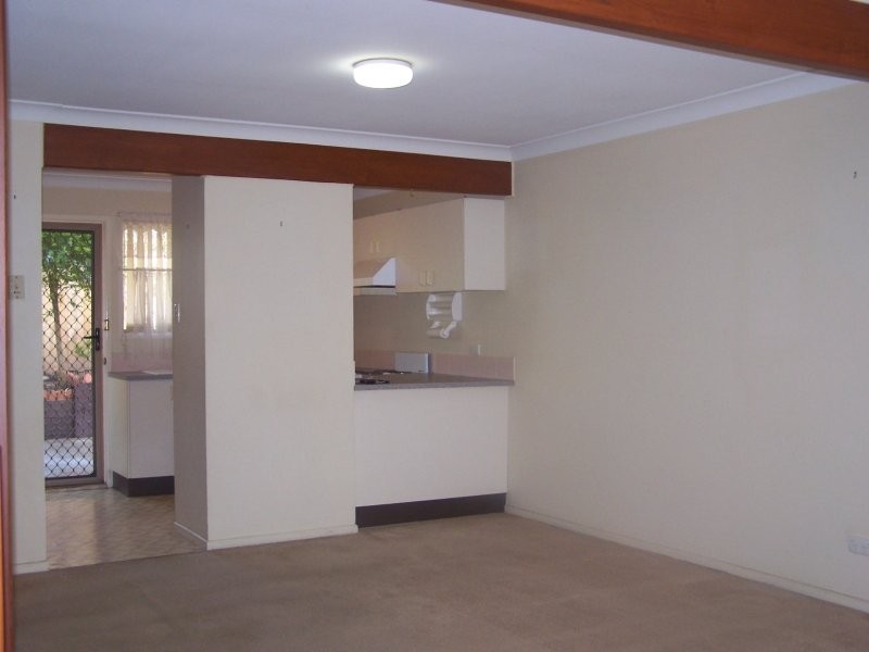 11/136 Smith road, Woodridge QLD 4114