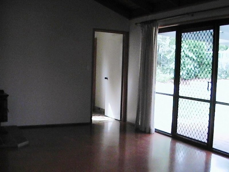 4 Deen Street, Rochedale South QLD 4123