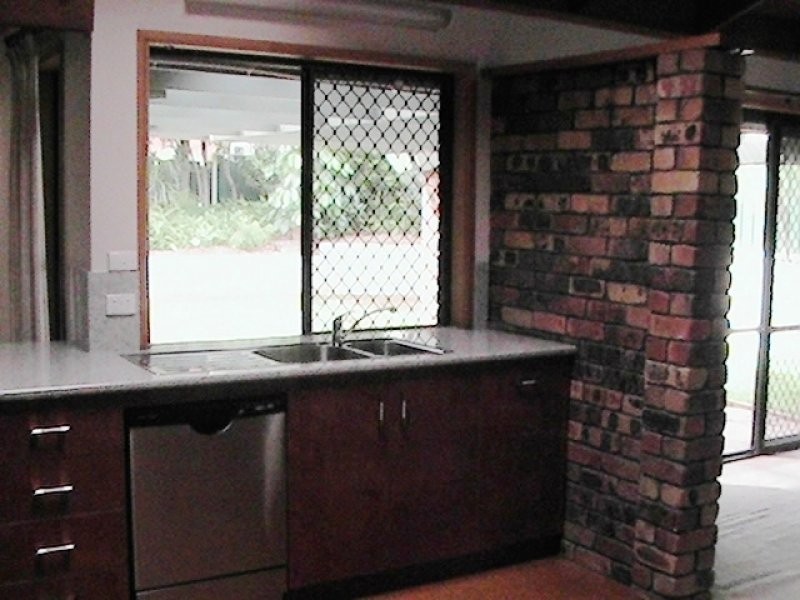 4 Deen Street, Rochedale South QLD 4123