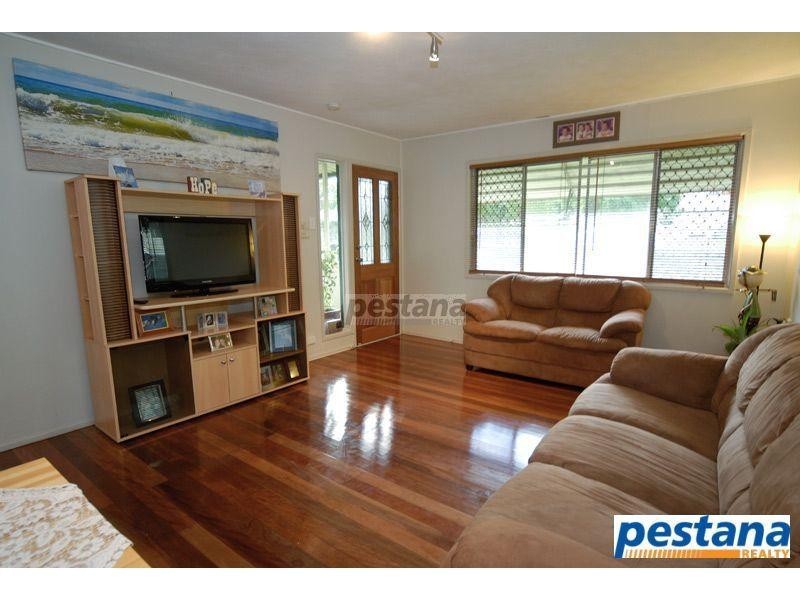 3 Darren Drive, Slacks Creek QLD 4127