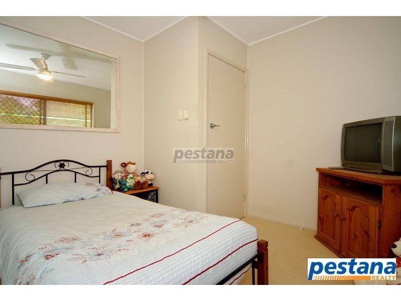 3 Darren Drive, Slacks Creek QLD 4127
