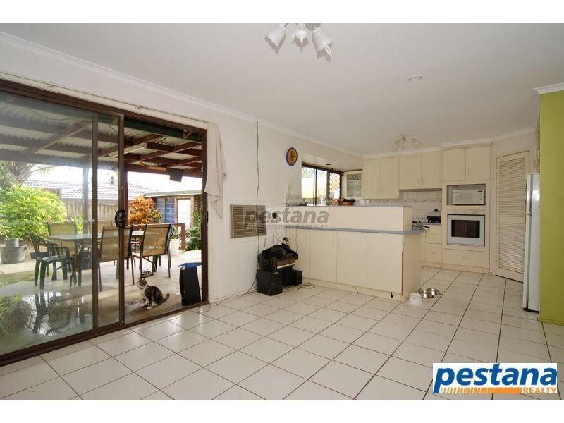 35 Jardine Drive, Springwood QLD 4127