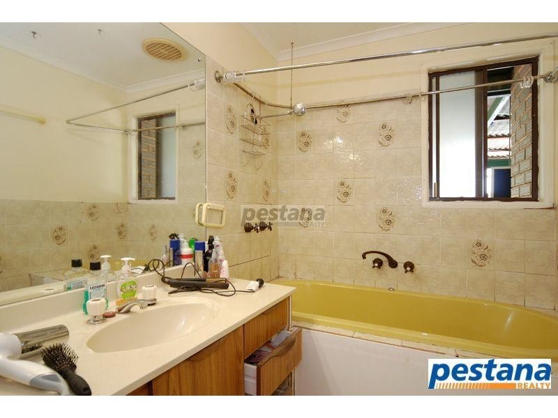 35 Jardine Drive, Springwood QLD 4127