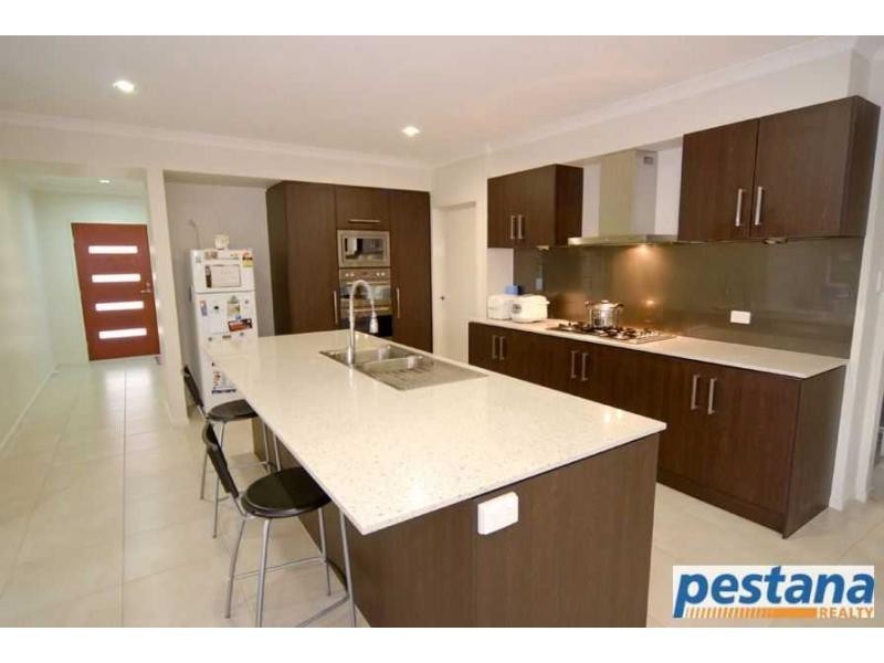 23 Southwalk Esplanade, Underwood QLD 4119