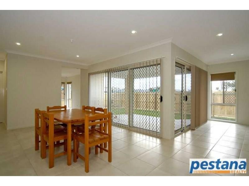 23 Southwalk Esplanade, Underwood QLD 4119