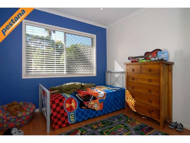 8 Andrew Street, Slacks Creek QLD 4127