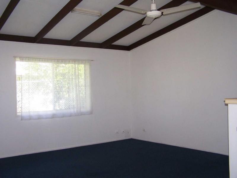 22 Stuart Street, Woodridge QLD 4114