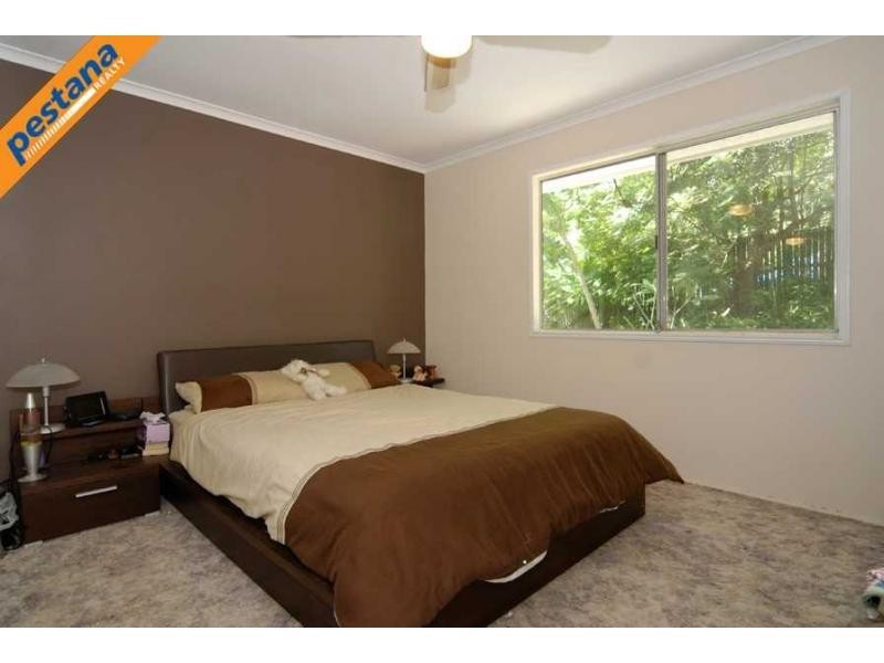 13 Tecoma Street, Kingston QLD 4114