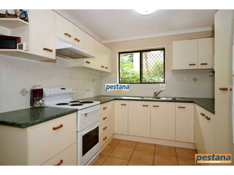 50 Van Dieman Crescent, Springwood QLD 4127