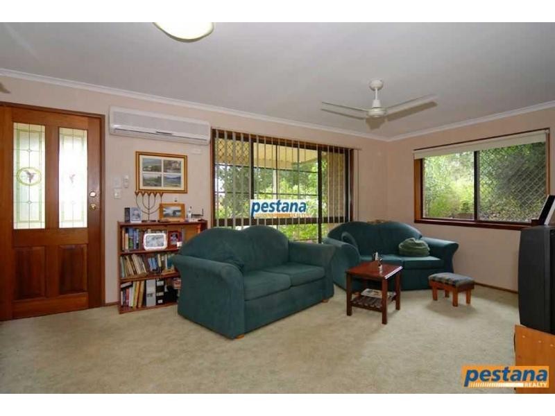 50 Van Dieman Crescent, Springwood QLD 4127