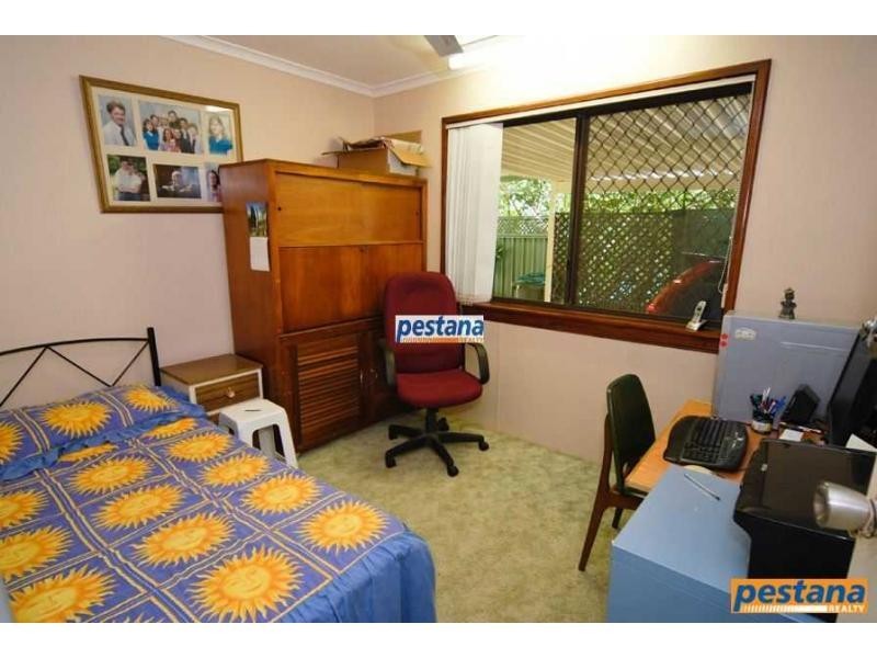 50 Van Dieman Crescent, Springwood QLD 4127