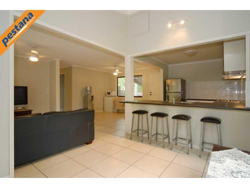 1 Claret Court, Kingston QLD 4114