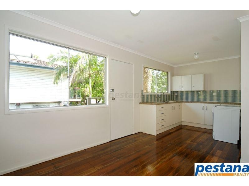 11 Lindley Street, Woodridge QLD 4114