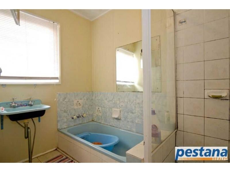 13 Brownvale Street, Logan Central QLD 4114
