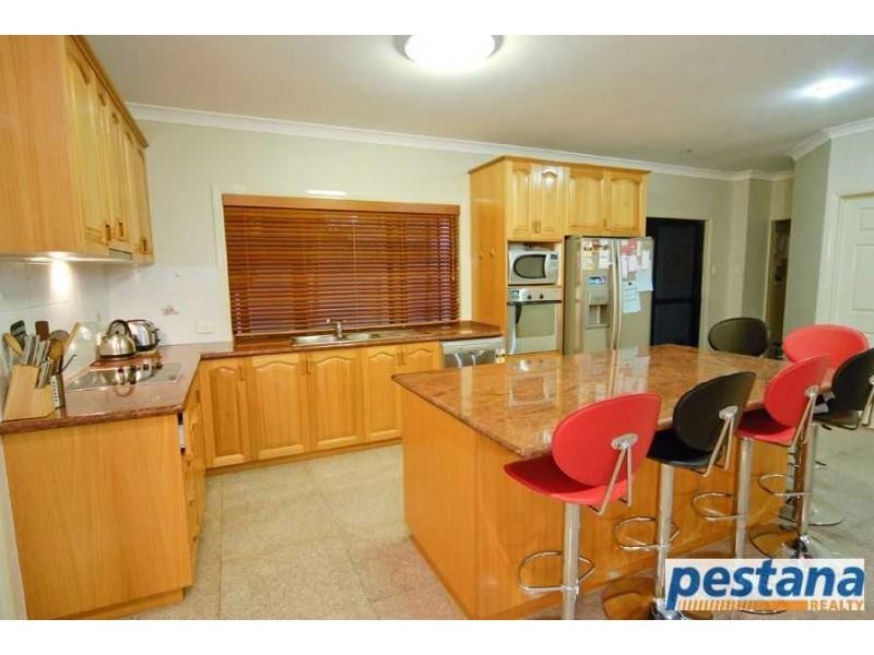 16 Eaton Place, Sunnybank Hills QLD 4109