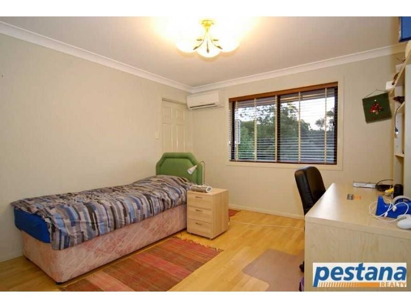 16 Eaton Place, Sunnybank Hills QLD 4109