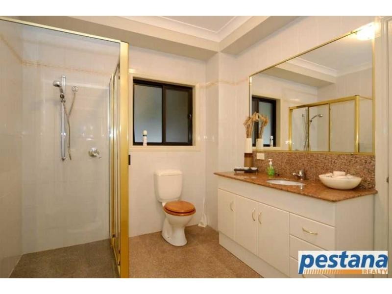 16 Eaton Place, Sunnybank Hills QLD 4109