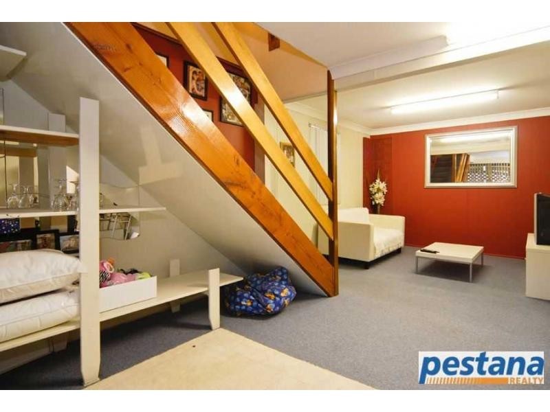 45 Southgate Drive, Woodridge QLD 4114