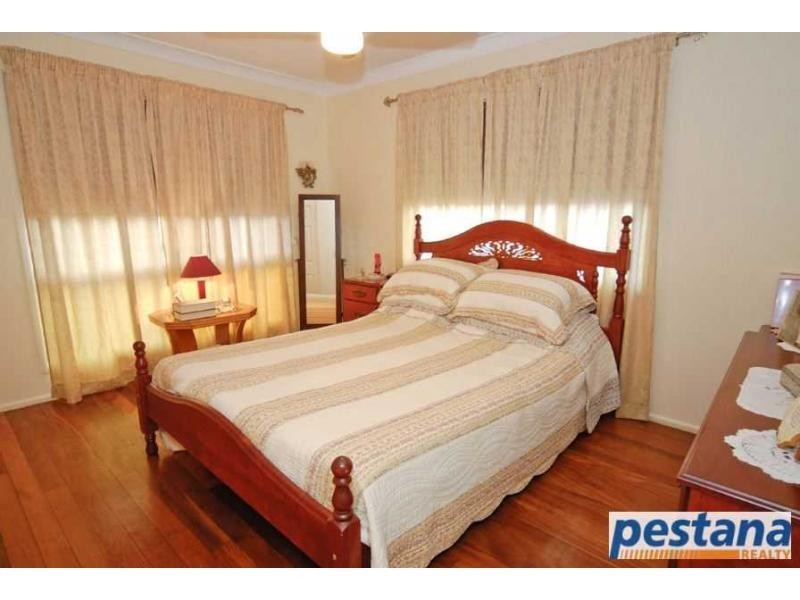 45 Southgate Drive, Woodridge QLD 4114