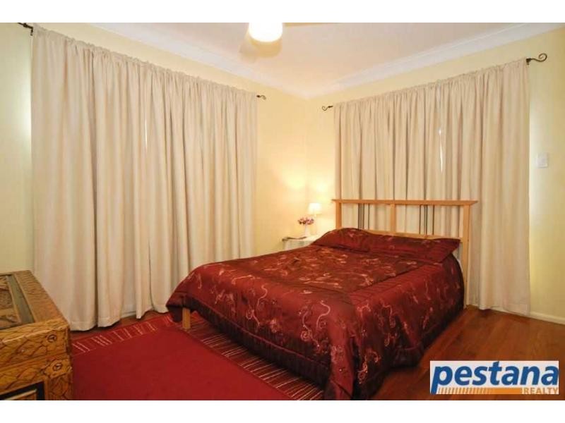 45 Southgate Drive, Woodridge QLD 4114